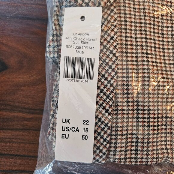 NWT - Long Tall Sally Mini Check Flared Suit Skirt - Size 18 - Picture 3 of 6